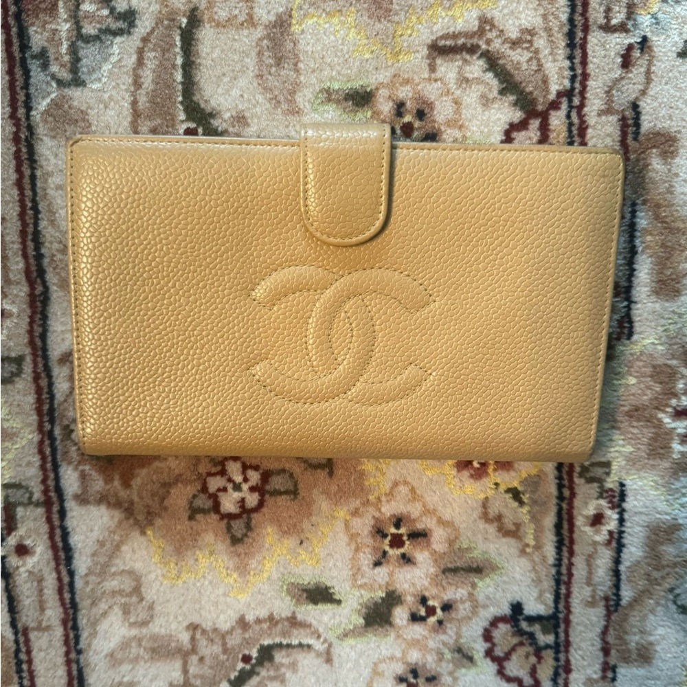 🍁SOLD🍁Chanel Caviar Beige Timeless Wallet